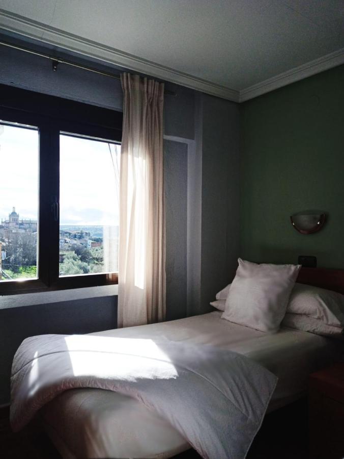 Hotel Los Kekes Coria Eksteriør billede